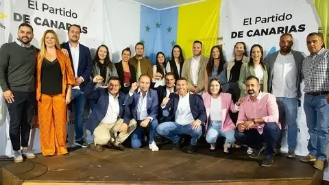 Imagen de los candidatos de Tinajo y de los puestos claves de la organización.