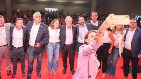 Imagen de Torres con los candidatos de Fuerteventura