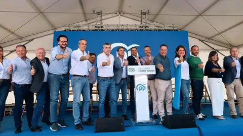 Manuel Domínguez este domingo en un acto de campaña