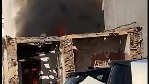 Imagen del incendio captada por un vecino. 