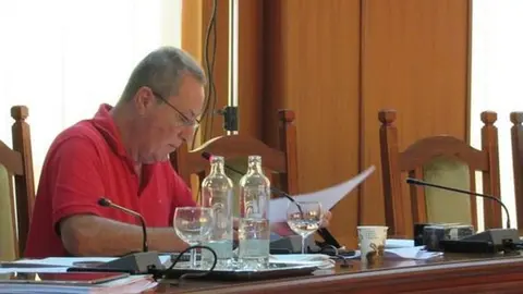 Imagen del polémico consejero que se transfugó de CC para apuntalar el Gobierno de la socialista María Dolores Corujo.