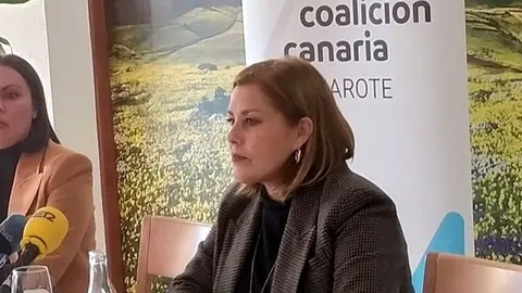 Migdalia Machín y Astrid Pérez en el acuerdo que cerraron hace años