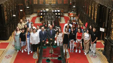 El senador con los ganadores