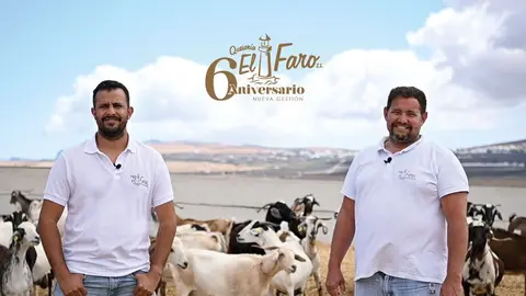 Imagen de los dos hermanos que están al frente de la quesería.