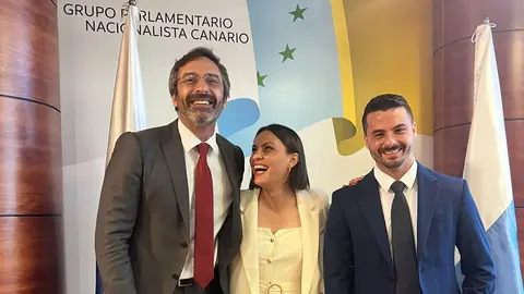 Pedro San Ginés, Migdalia Machín y David Toledo este martes en el Grupo Nacionalista