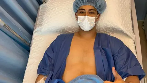 En la cama del hospital