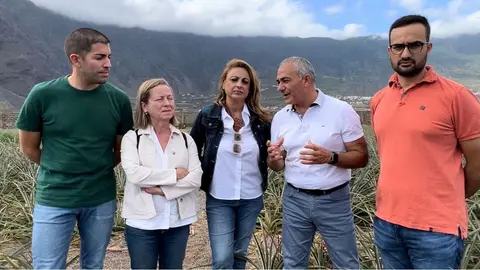 Integrantes de CC de visita en El Hierro