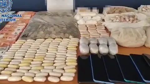 Imágenes de la droga incautada.