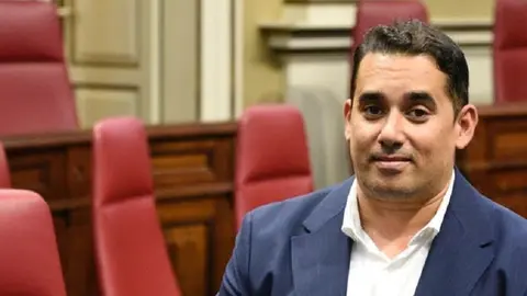 Yoné Caraballo.