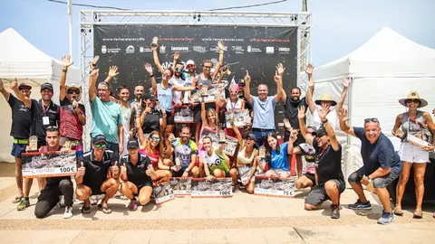 Imagen de los ganadores de la Famara Total.