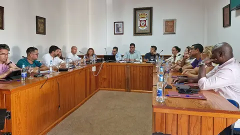 Pleno del Ayuntamiento de San Bartolomé.