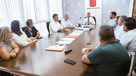 Reunión de Oswaldo Betancort con la lucha canaria de Lanzarote