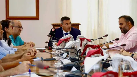 Oswaldo Betancort y Samuel Martín en el consejo del Cabildo.