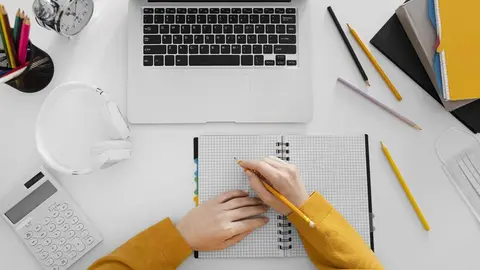 El plazo de presentación de solicitudes estará abierto hasta el 30 de septiembre y será beneficiario el estudiantado que curse estudios superiores en cualquier universidad pública del territorio español durante el presente curso.