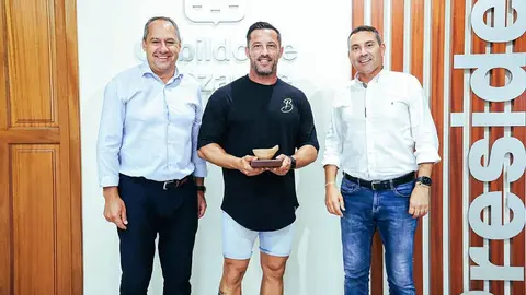 Recepcion de Mikel Carrasco