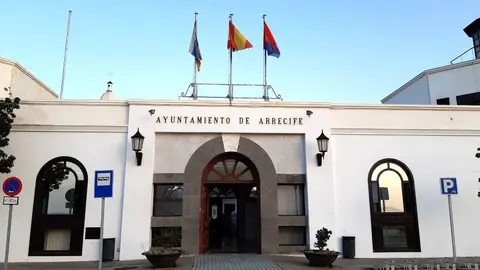 Fachada del Ayuntamiento de Arrecife.