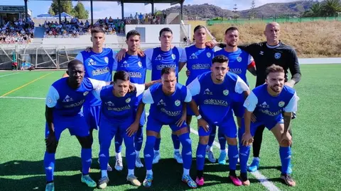 Imagen del primer equipo titular de los sureños en esta nueva temporada