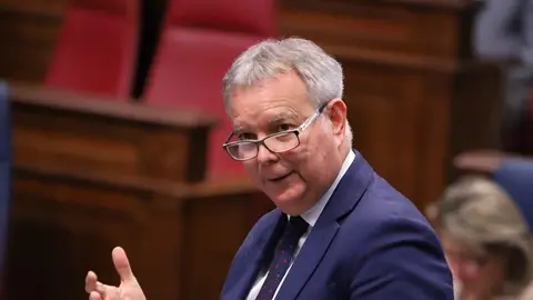 Sebastián Franquis en el Parlamento de Canarias.