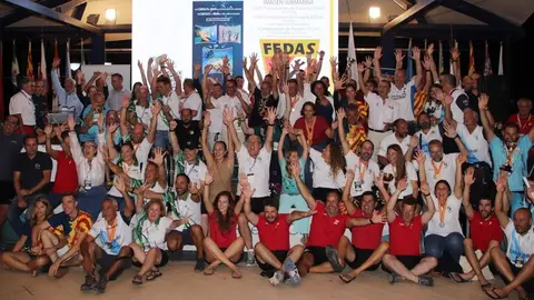 Foto de familia de los tres campeonatos