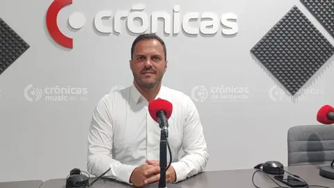 El alcalde de Arrecife, Yonathan de León, en Crónicas Radio.