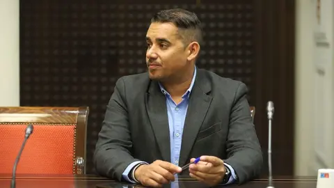 Yoné Caraballo en la comisión de Sanidad