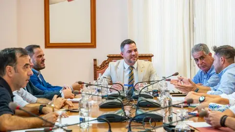 Imagen del encuentro de la primera mesa celebrado este miércoles