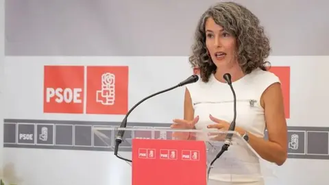 Ariagona González este jueves en la rueda de prensa en la sede del PSOE