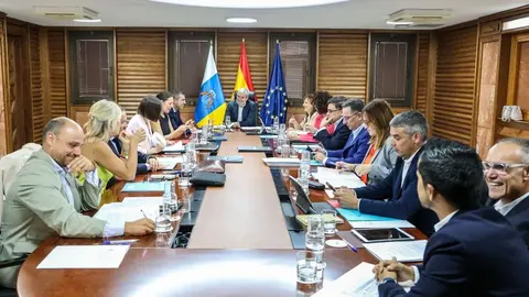 Consejo de Gobierno.