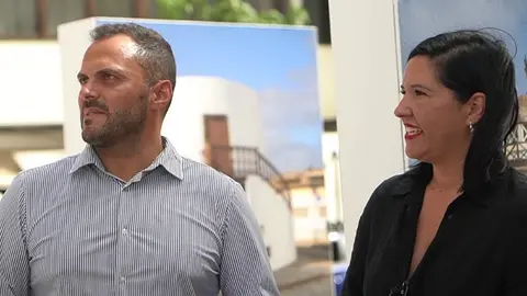 Abigail González y Yonathan de León.