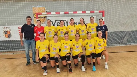 Foto de familia del equipo líder