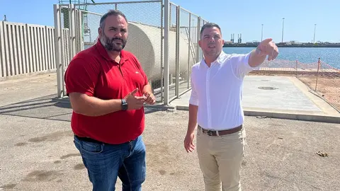 El vicepresidente, Jacobo Medina, y el consejero de Pesca, Samuel Martín