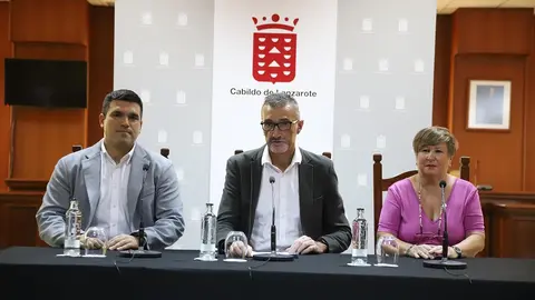 PRESENTACIÓN CONGRESO SOCIEDAD CANARIA DE GERIATRÍA Y GERONTOLOGÍA (3)