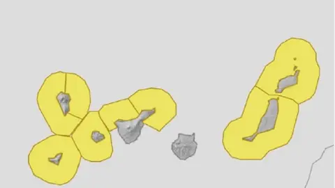 Mapa de alerta amarilla costera.