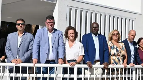 Grupo de gobierno de San Bartolomé en el Centro de Respiro Familiar.