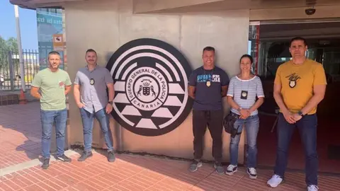 Agentes de la Policía Local de Arrecife adscritos a la Unidad de Menores y Familia (UMEF).