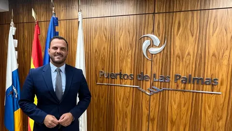 El alcalde de Arrecife en la sede de la  Autoridad Portuaria de Las Palmas 1