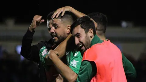 Imagen de la alegría de los jugadores del Yaiza