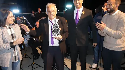 Homenaje al maestro Ricardo Viñas Salcedo