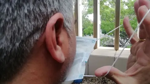 La norma entrará en vigor este martes y se prolongará mientras dure el pico epidémico, si bien desde diciembre su uso ya era recomendado.