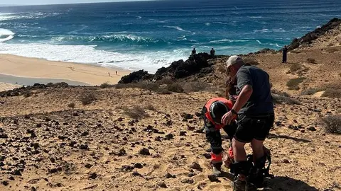 Momento de la llegada de uno de los turistas rescatados