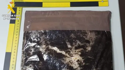 Droga incautada por la Guardia Civil en Arrecife.