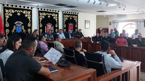 Junta de Seguridad de Arrecife celebrada esta mañana en el salón de plenos, y presidida por el alcalde Yonathan de León 