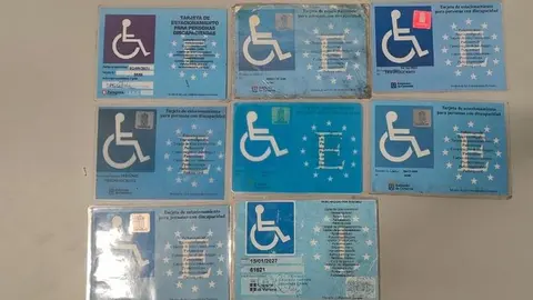 Tarjetas azules fraudulentas e intervenidas por la Policía Local de Arrecife en el 2023