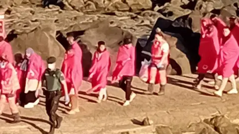 Inmigrantes en Caleta de Caballo.