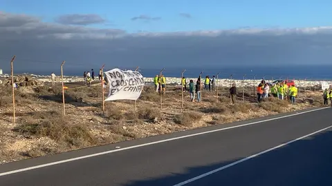 Manifestación vecinal en contra del centro de internamiento de inmigrantes en Güime.