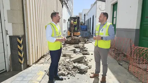 El vicepresidente junto al alcalde de Arrecife.