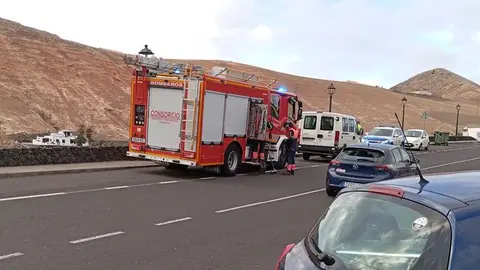 Imagen del momento de la actuación de los bomberos