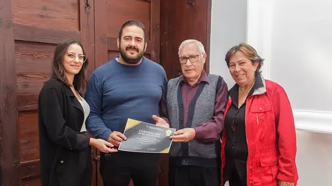 Premios Mercadillo Navidad y Musical.