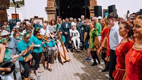 José Juan Cruz y Oswaldo Betancort durante uno de los actos de celebración del día de San Patricio.