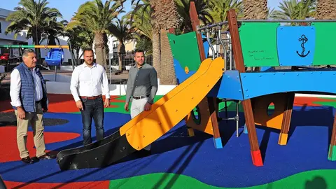 Visita al parque infantil de Altavista.